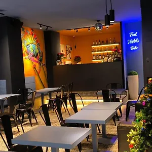  Hostel Feel Soho Spanje